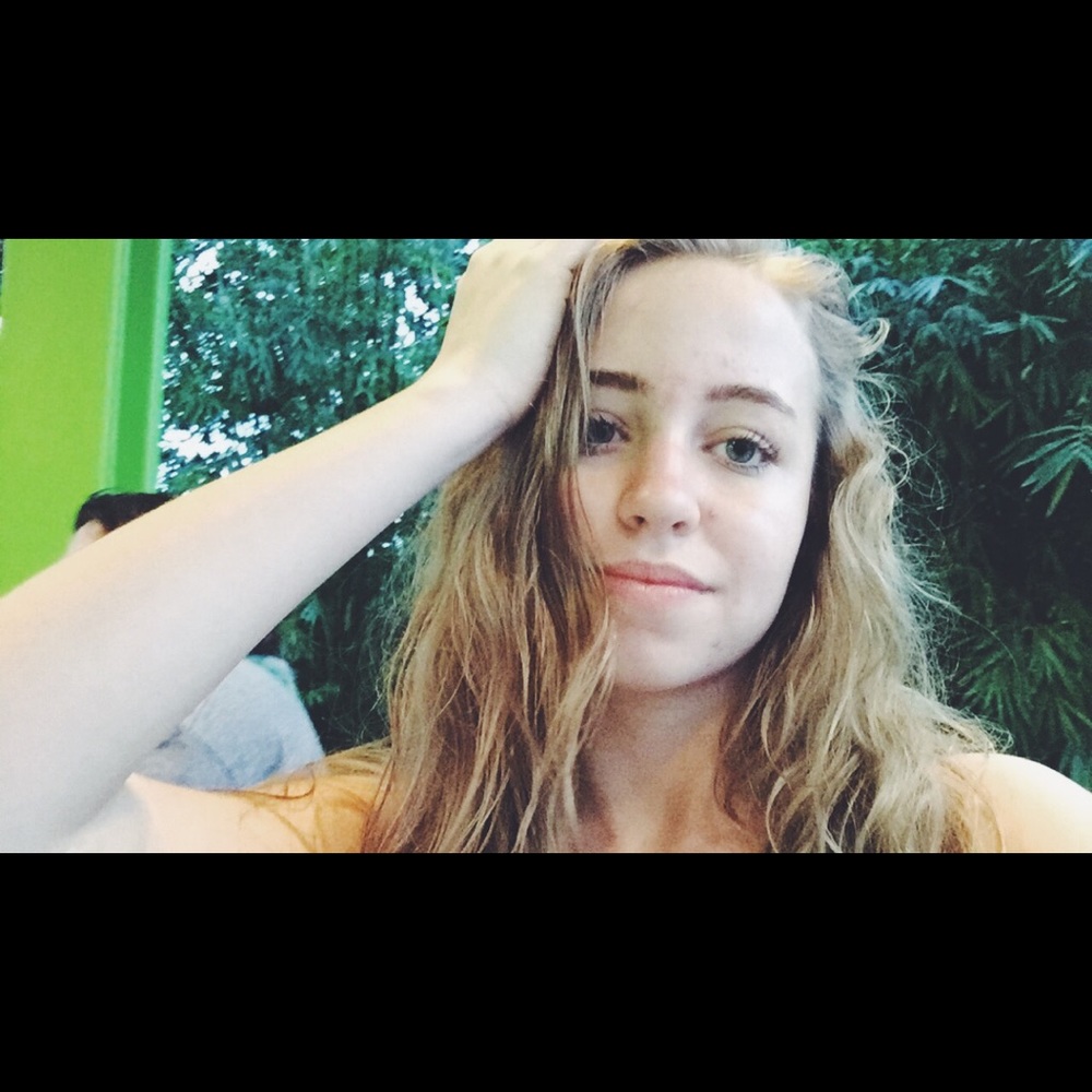 Meet your Posher, Addison